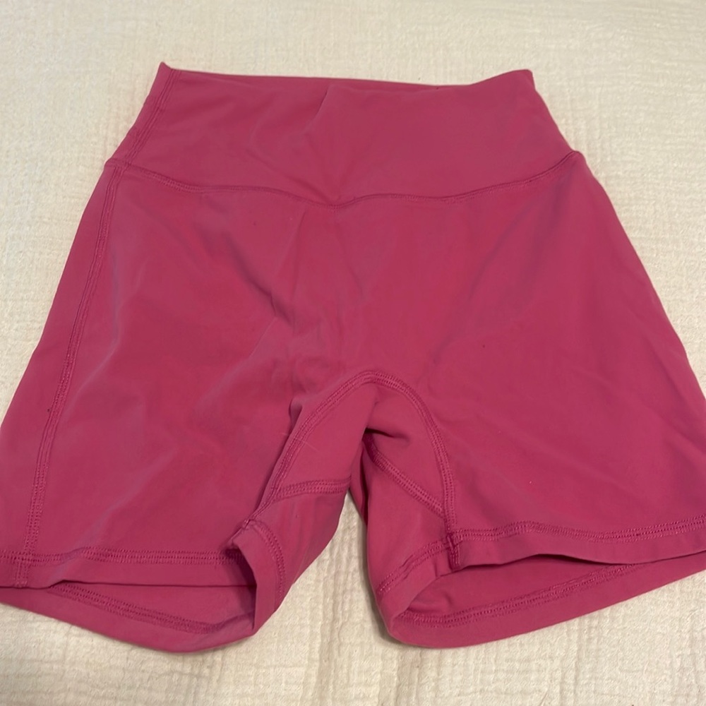 Buff Bunny Legacy Short